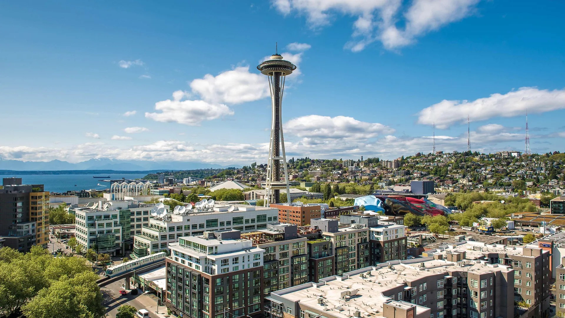 Hyatt House Seattle Downtown Hotel