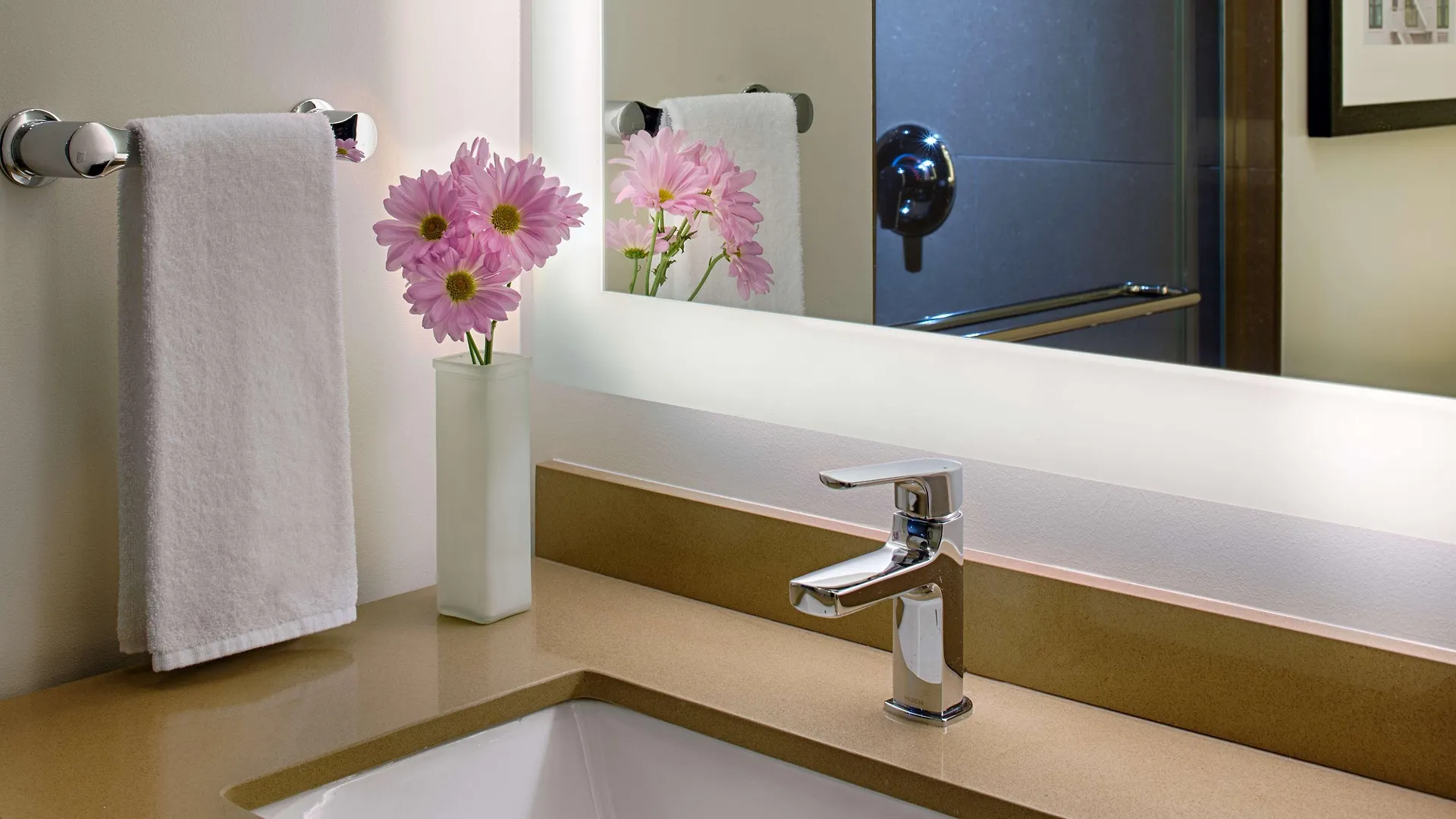 Hyatt House Seattle Downtown Hotel