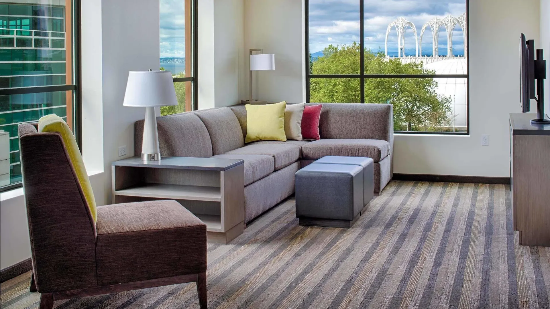 Hyatt House Seattle Downtown Hotel